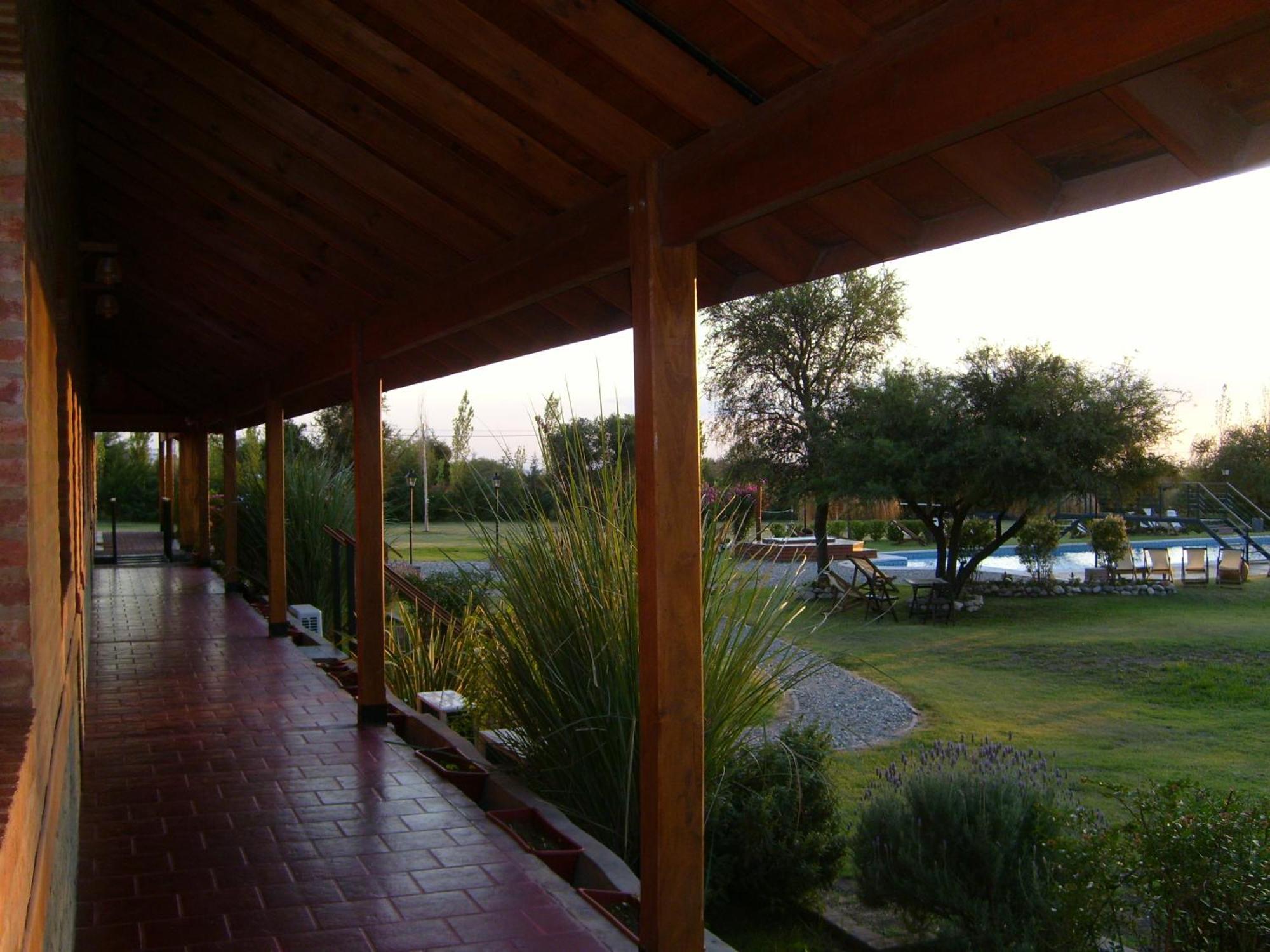 Lauquen Pilmaiquen Y Spa Villa de Merlo Екстер'єр фото