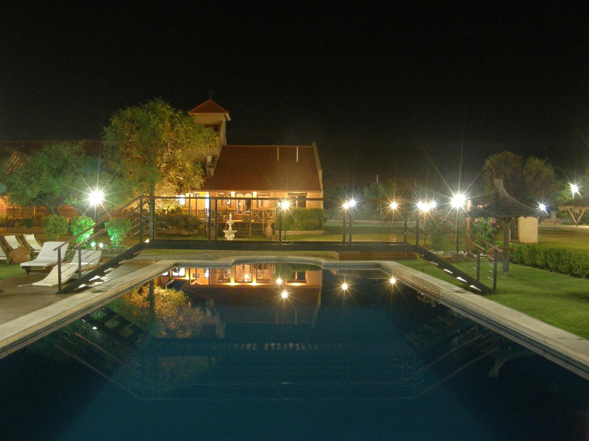 Lauquen Pilmaiquen Y Spa Villa de Merlo Екстер'єр фото